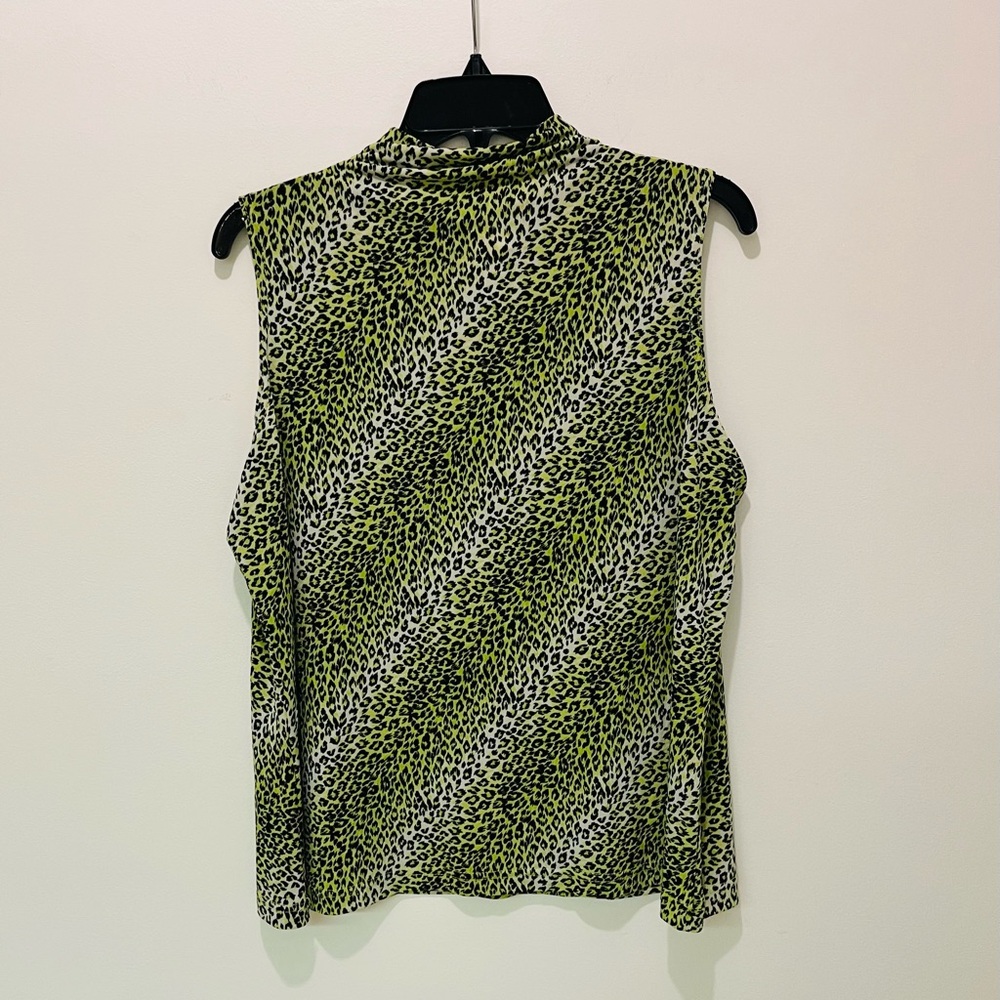 2/$20 - Laura Plus Striking Green & Black Sleeveless Leopard Print Blouse
